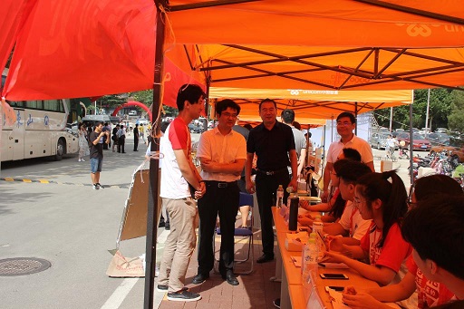 免费成人影片
喜迎2018级研究生新生3.jpg