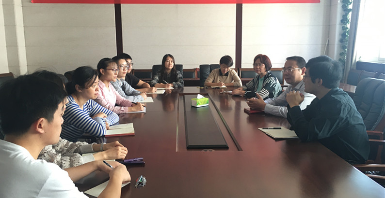 免费成人影片
召开2018级博士新生座谈会.jpg