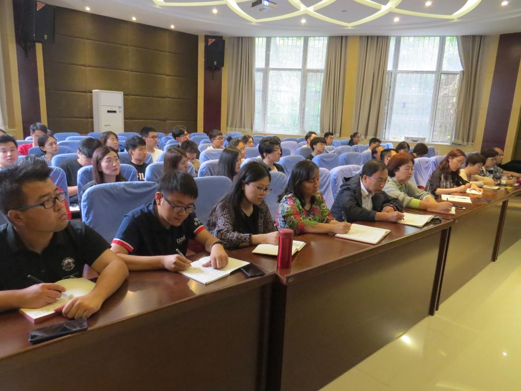 免费成人影片
举办行政人员工作能力提升培训班3.jpg